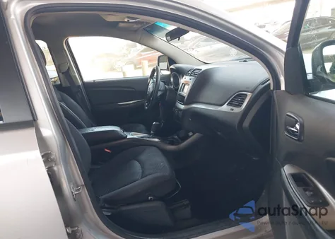 2013 Dodge Journey Sxt z USA, uszkodzony, nr VIN 3C4PDDBG0DT724641